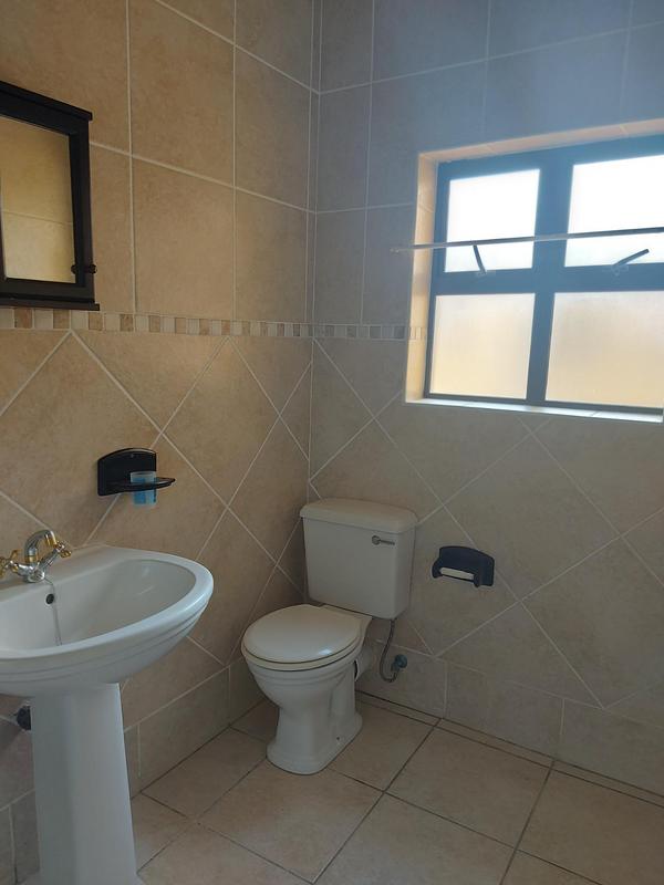 2 Bedroom Property for Sale in Ferreira Town Eastern Cape